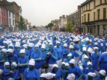 Harry Reid's comments are more ridiculous than the most people dressed as smurfs.